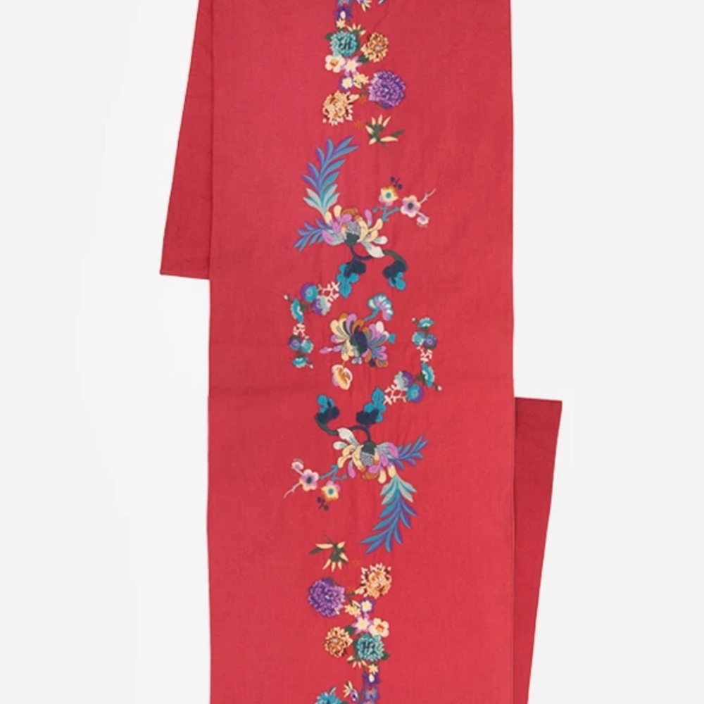 JOHNNY WAS DREAMER EMBROIDERED TABLE RUNNER